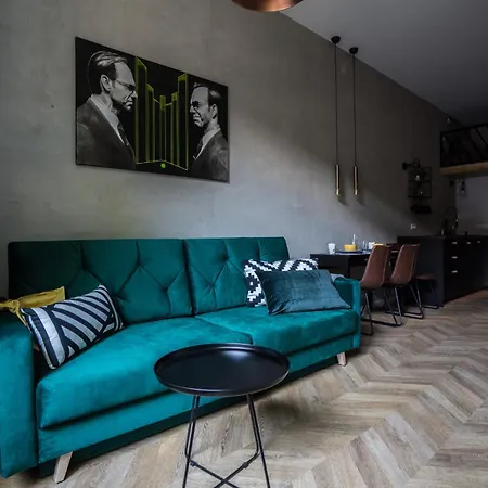 Apartment - Great Location- Praga&zabkowska