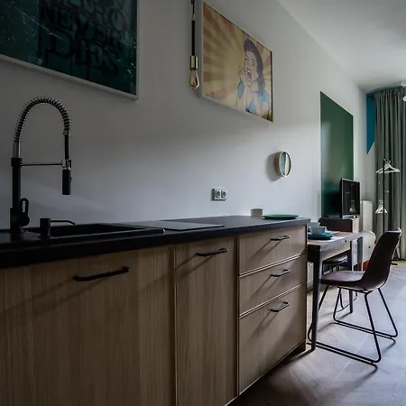 Close-central - Great Location- Praga&zabkowska Lejlighed